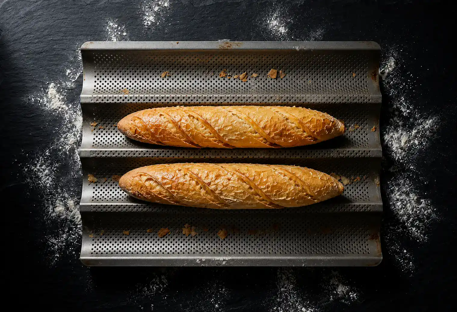 Best baguette pan for bánh mì with Vietnamese glass crust baguettes